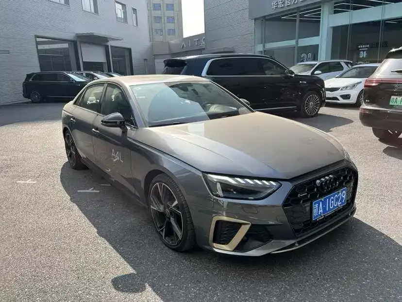 Audi A4L 2024 из CN, фото 7