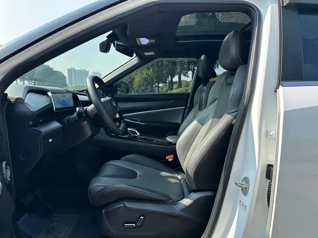 Geely Boyue 2023 из CN, фото 3