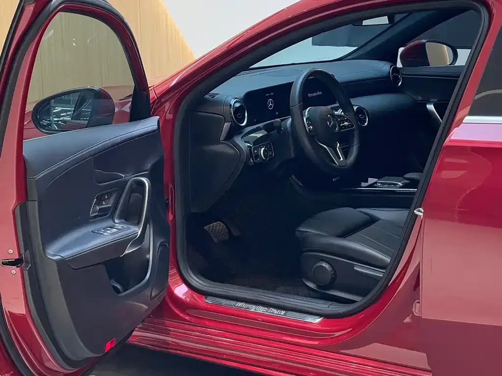 Mercedes-Benz A-Class 2021 из CN, фото 7
