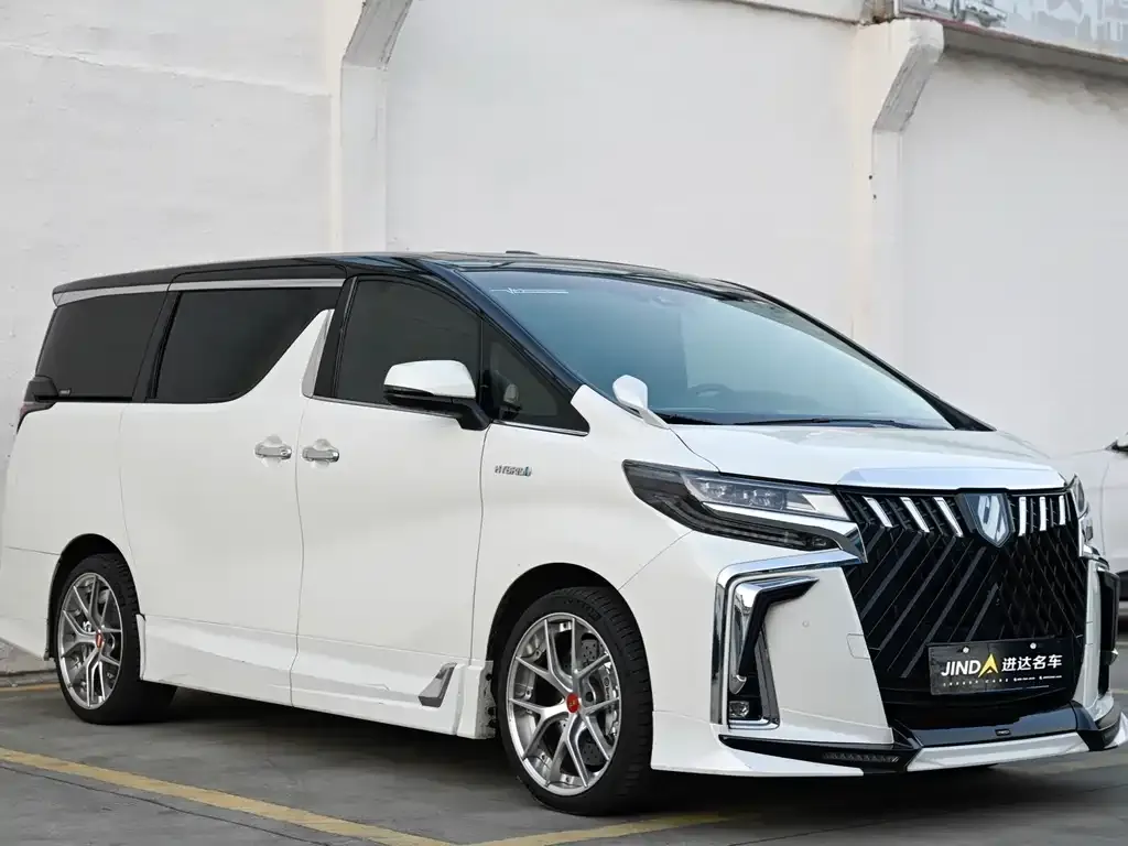 Toyota Alphard 2023 из CN, фото 3