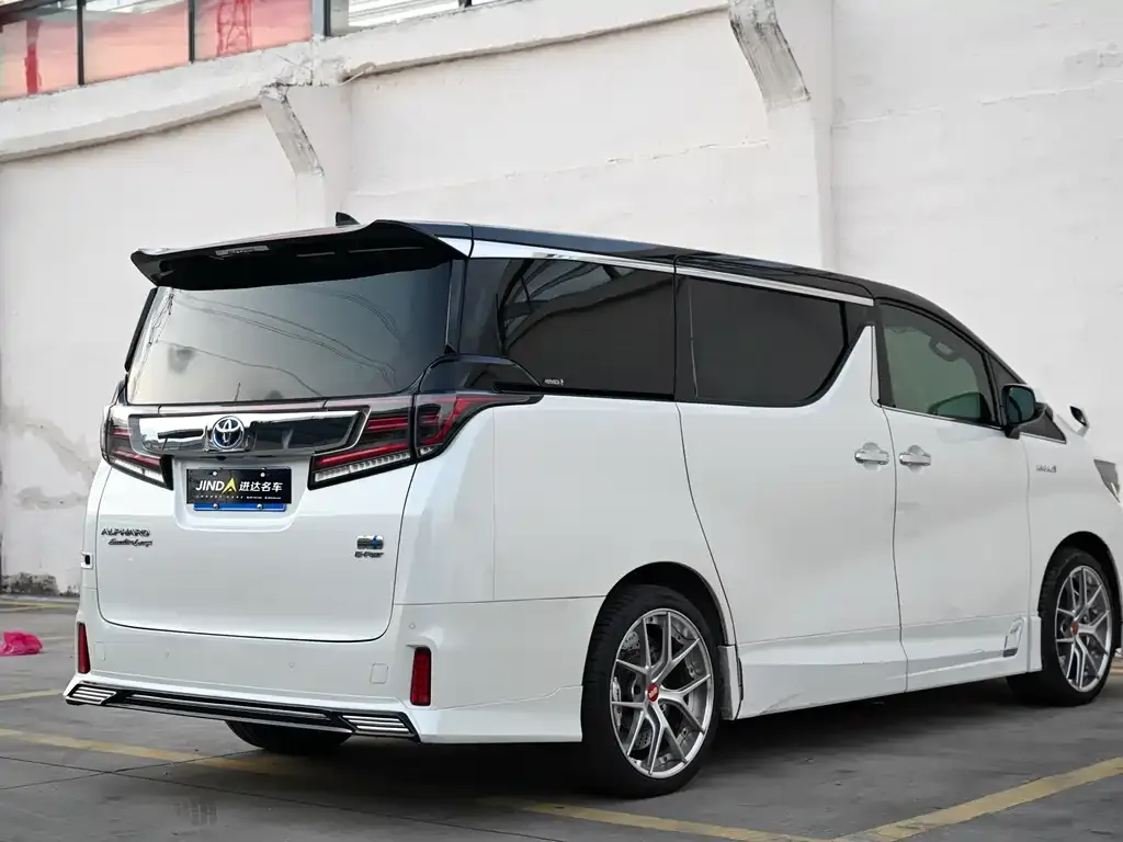 Toyota Alphard 2023 из CN, фото 2