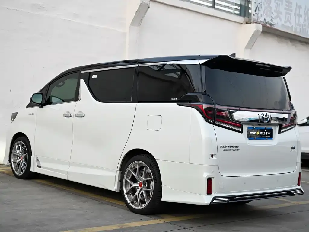 Toyota Alphard 2023 из CN, фото 4