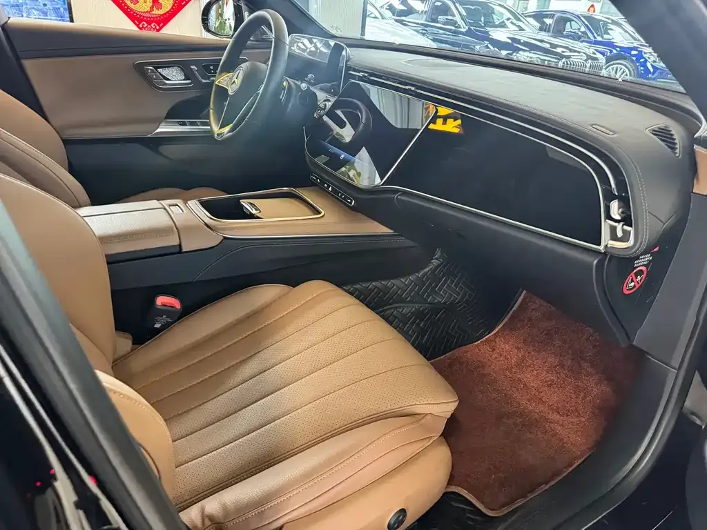 Mercedes-Benz E-Class 2024 из CN, фото 2