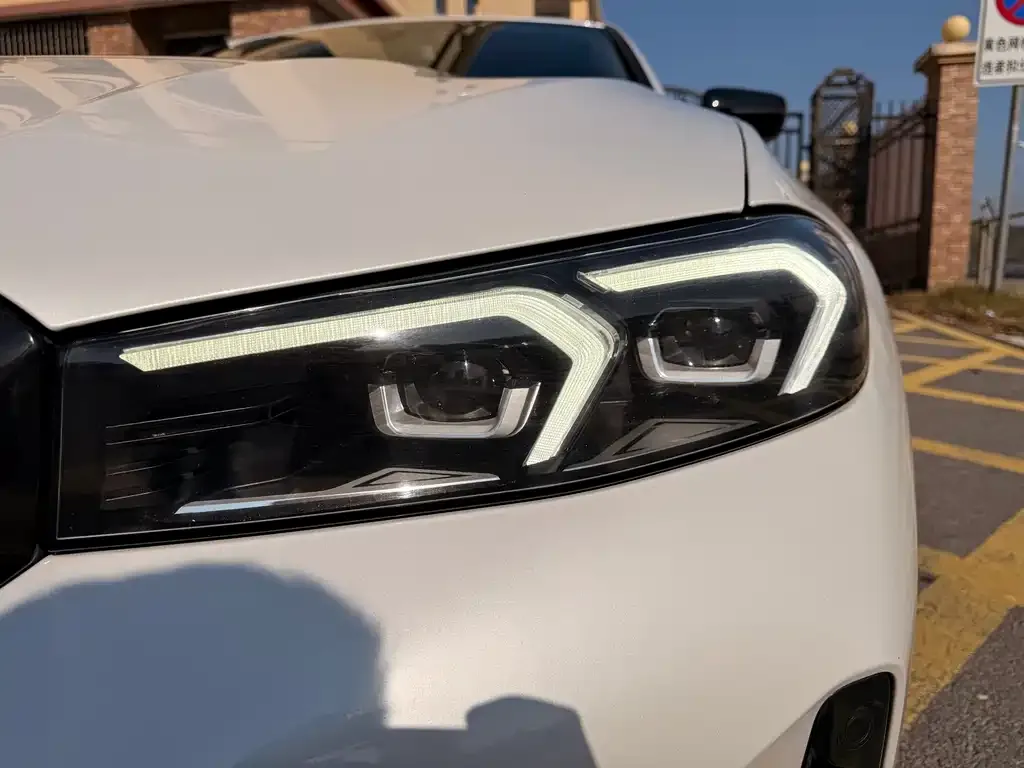 BMW 3 Series 2023 из CN, фото 2