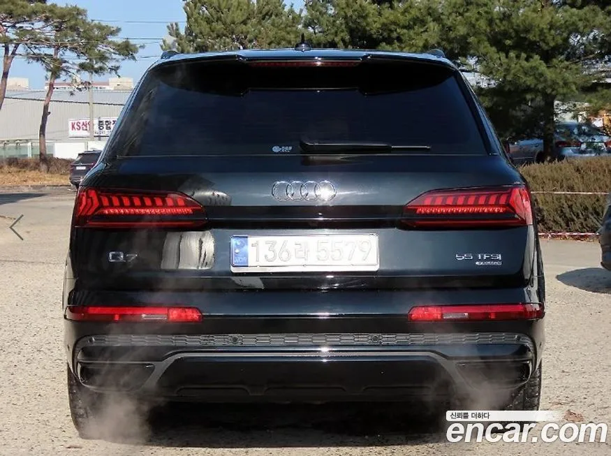 Audi Q7 2023 из KR, фото 5