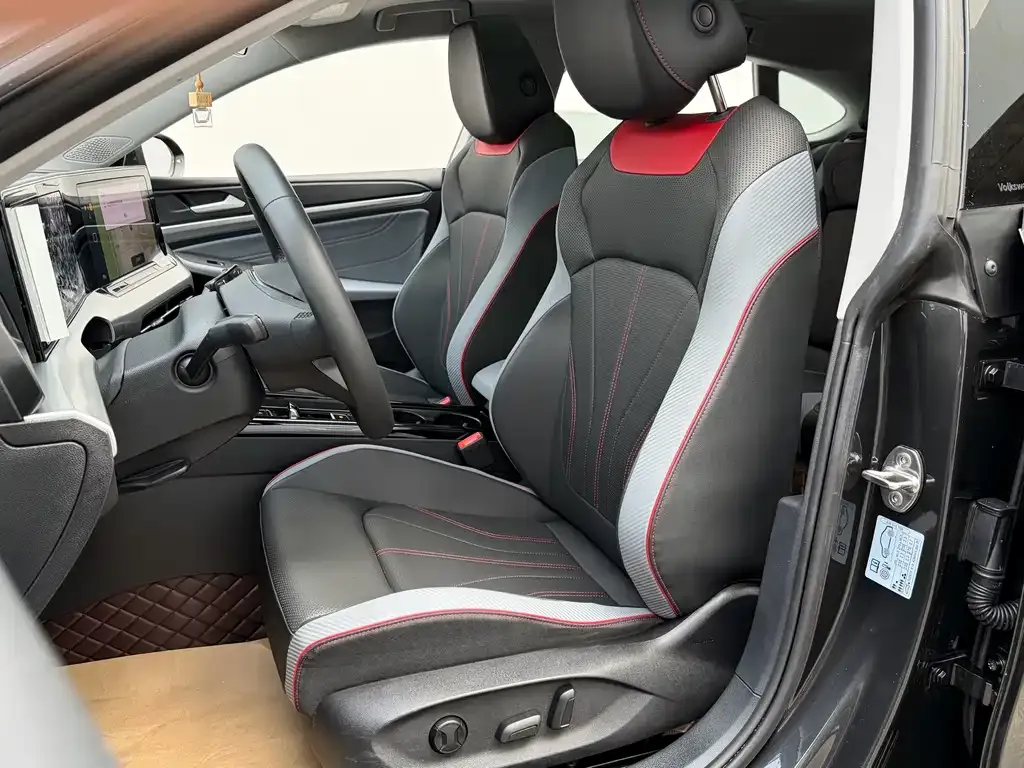Volkswagen Lamando 2024 из CN, фото 7