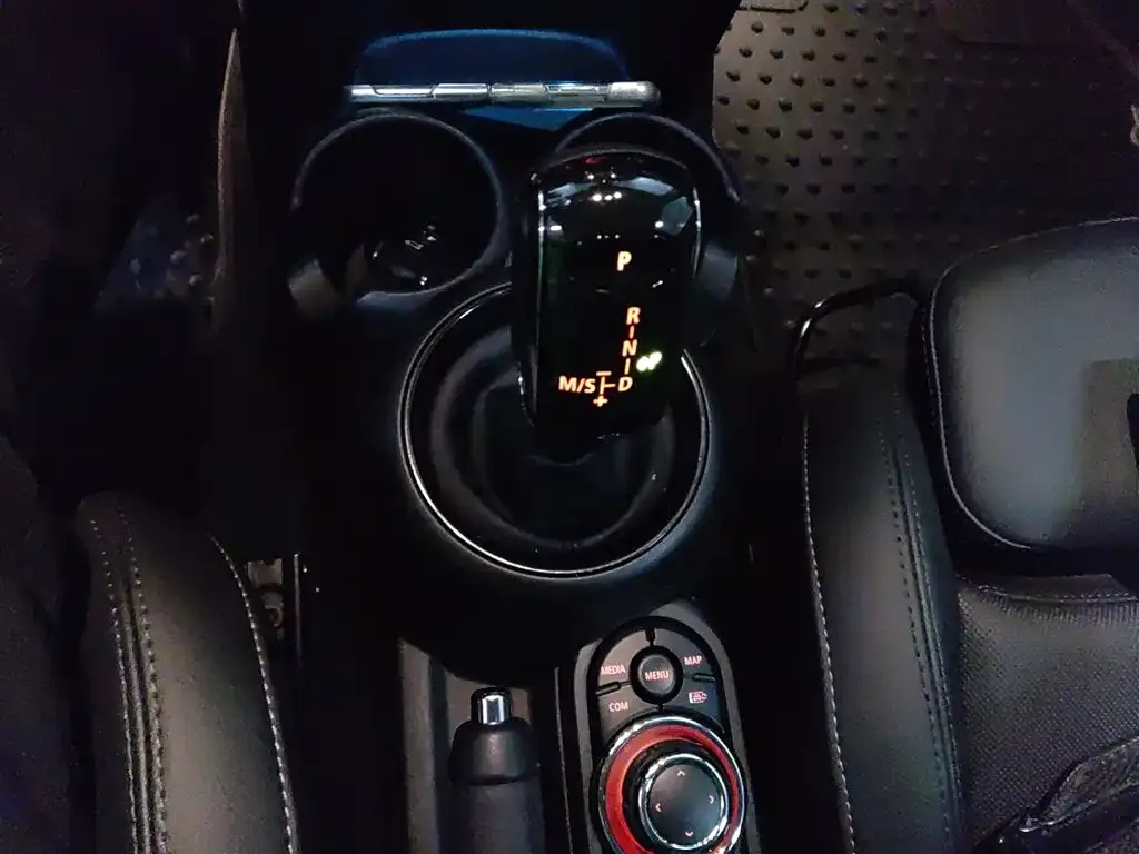 MINI Cooper (3-door) 2022 из CN, фото 9