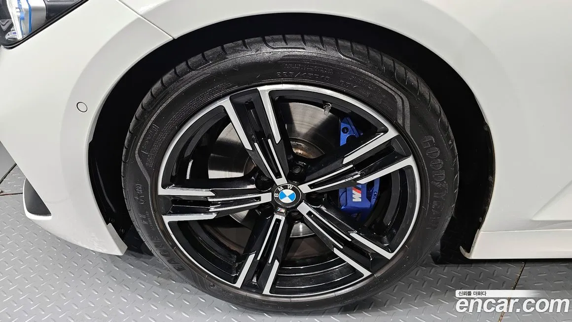 BMW 3-Series 2024 из KR, фото 10