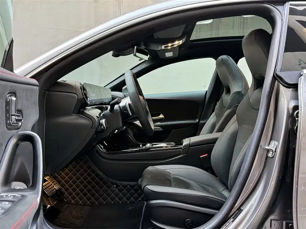 Mercedes-Benz CLA (Import) 2025 из CN, фото 4