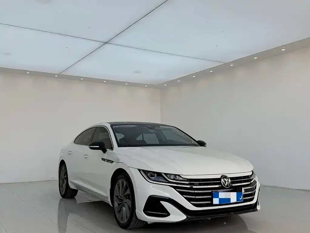 Volkswagen CC 2023 из CN, фото 5