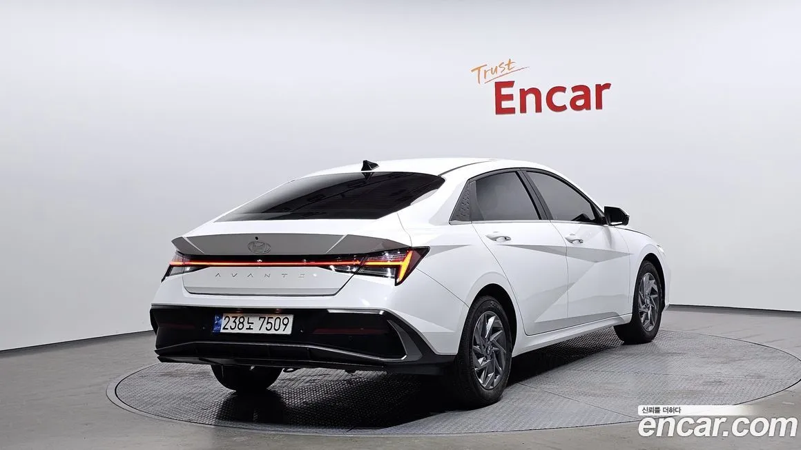 Hyundai AVANTE 2024 из KR, фото 4