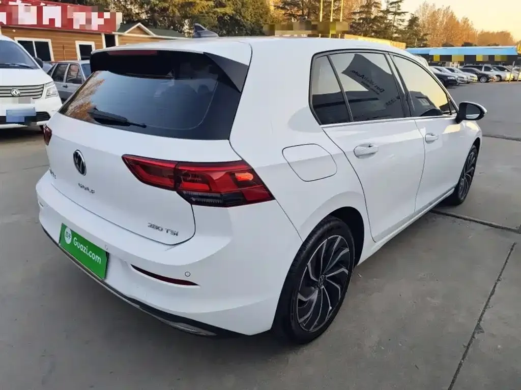 Volkswagen Golf 2022 из CN, фото 8