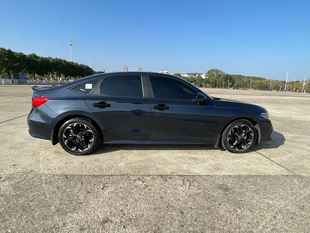 Honda Civic — фото 4