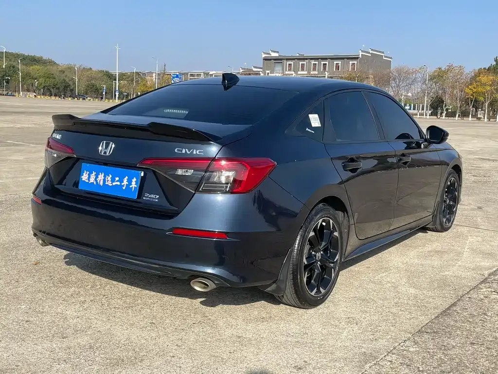 Honda Civic — фото 5