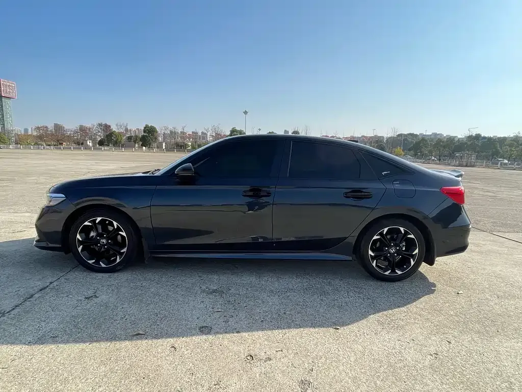 Honda Civic — фото 8