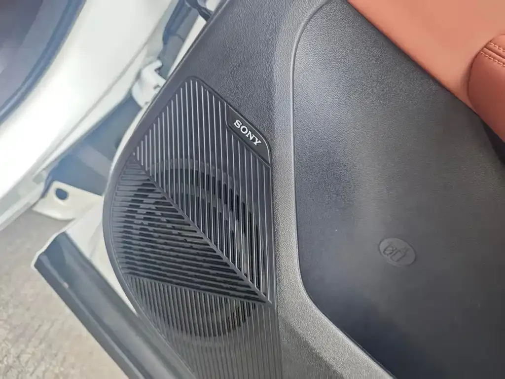 Changan UNI-Z 2024 из CN, фото 7