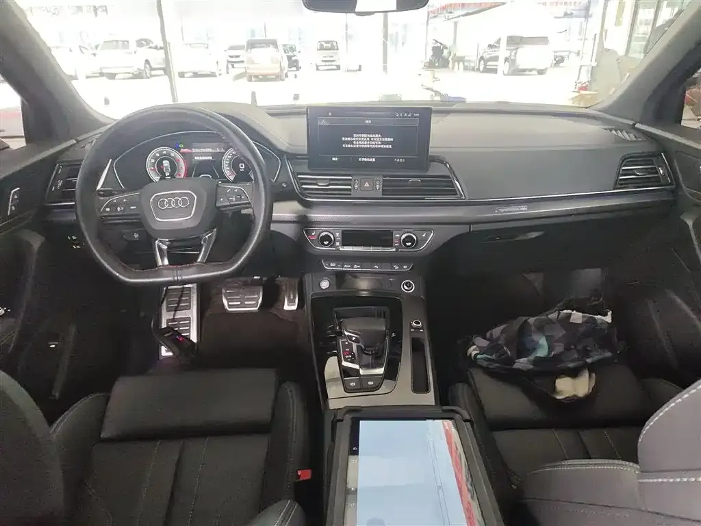 Audi Q5L 2024 из CN, фото 7