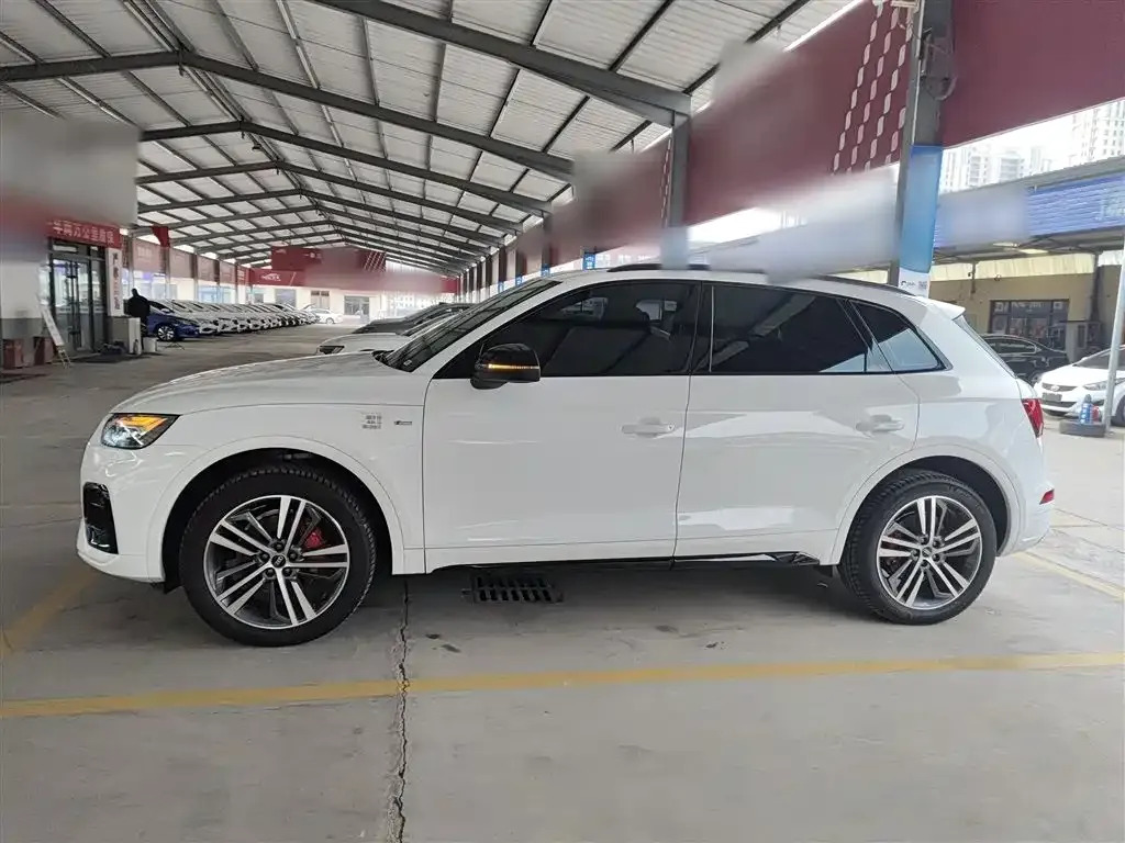 Audi Q5L 2024 из CN, фото 10