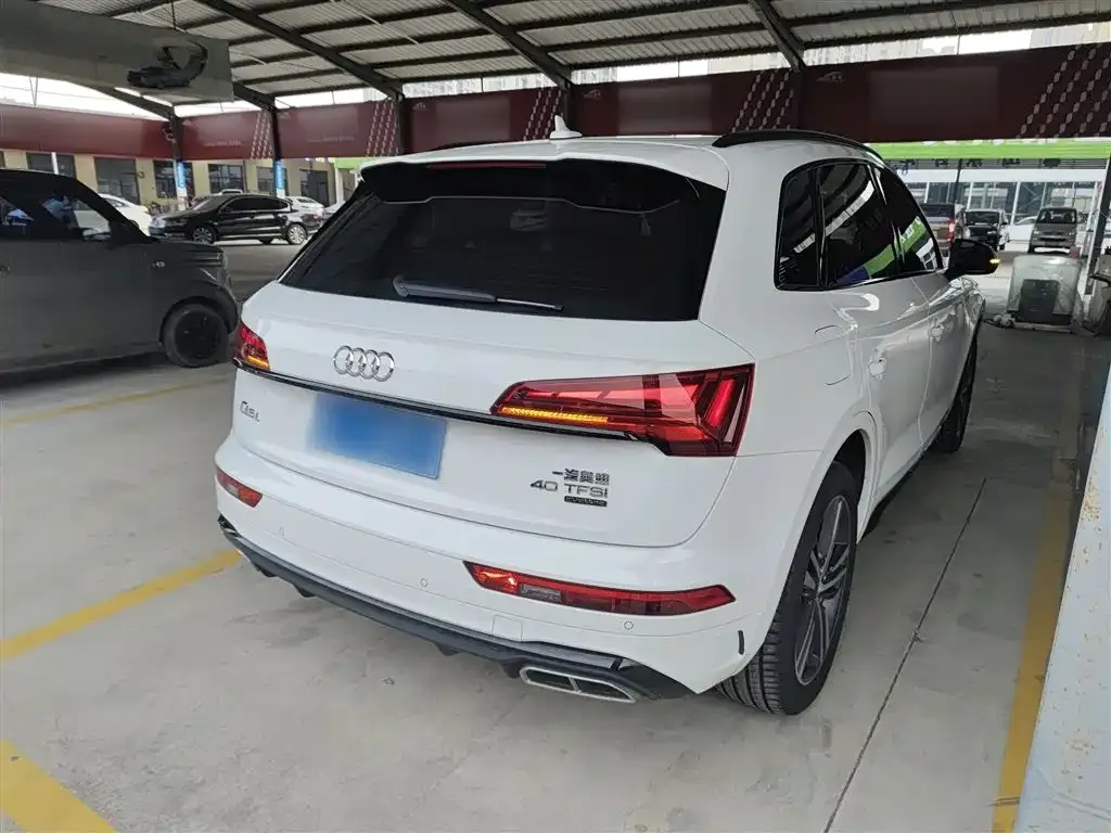 Audi Q5L 2024 из CN, фото 5