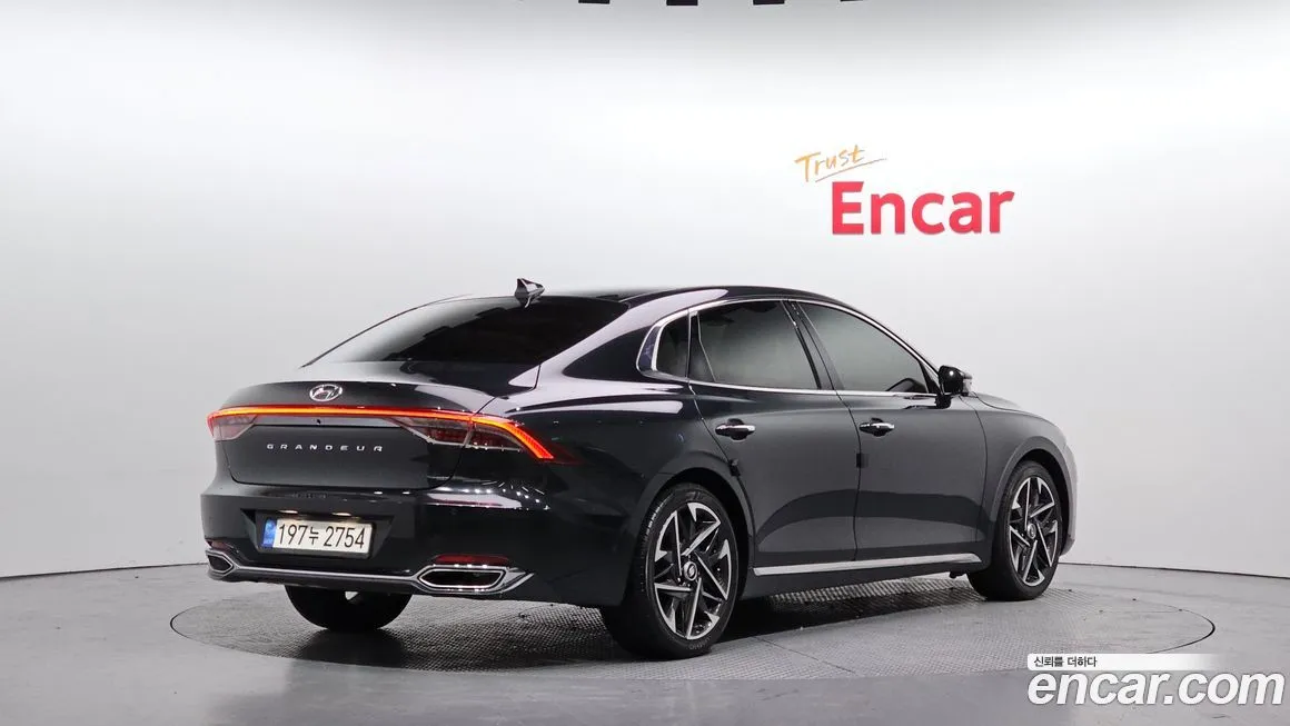 Hyundai Grandeur 2022 из KR, фото 3
