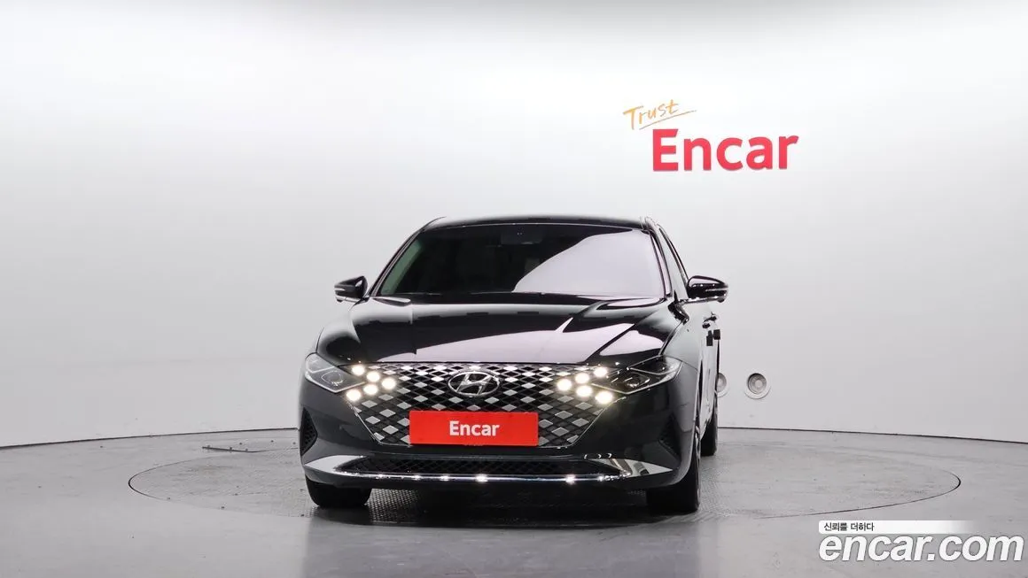 Hyundai Grandeur 2022 из KR, фото 2