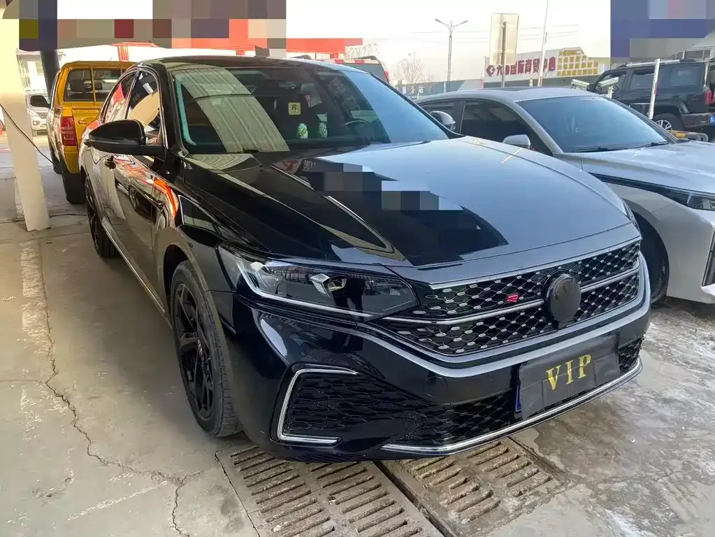Volkswagen Passat 2023 из CN, фото 4