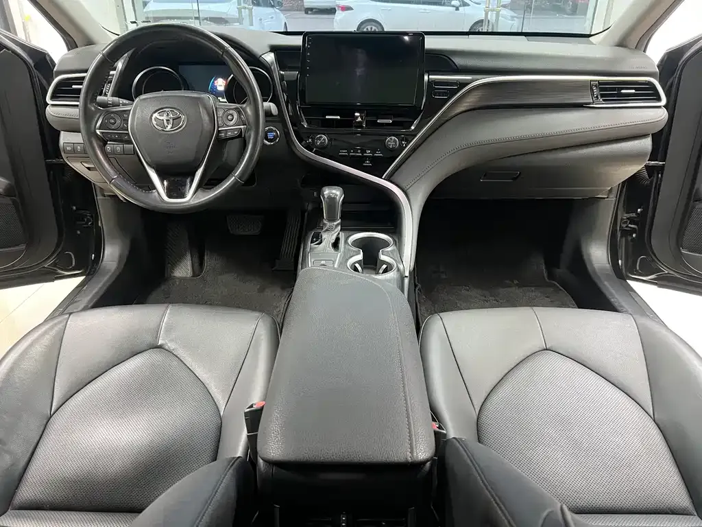 Toyota Camry 2022 из CN, фото 9