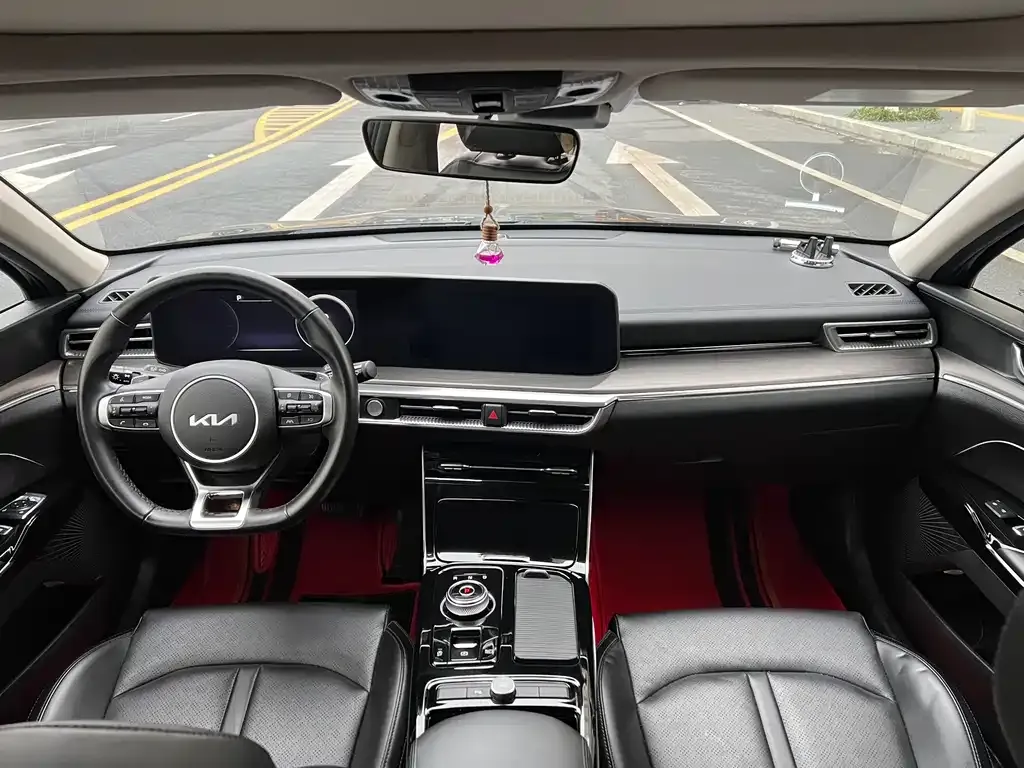 Kia K5 2022 из CN, фото 4