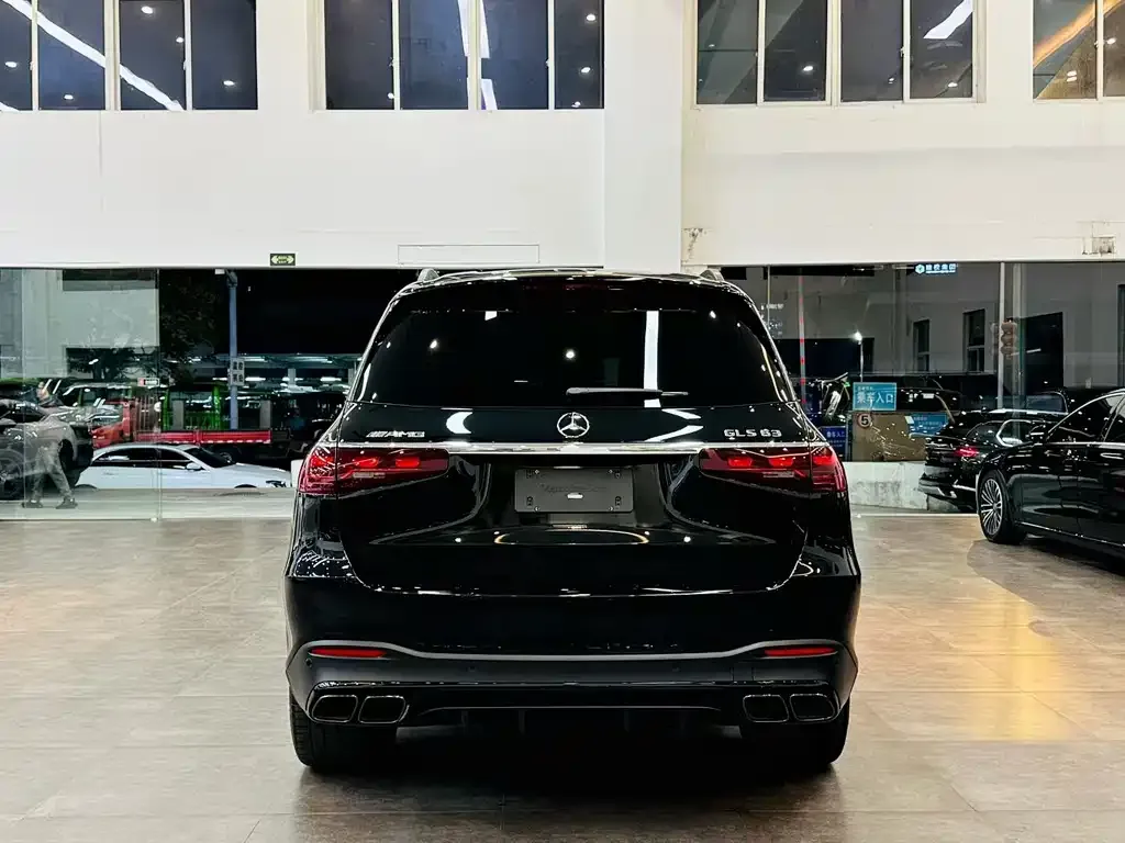 Mercedes-Benz GLS AMG — фото 4