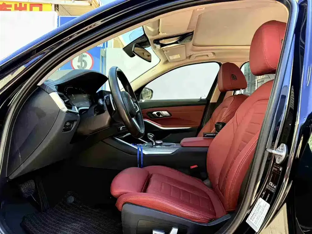 BMW 3 Series 2021 из CN, фото 10