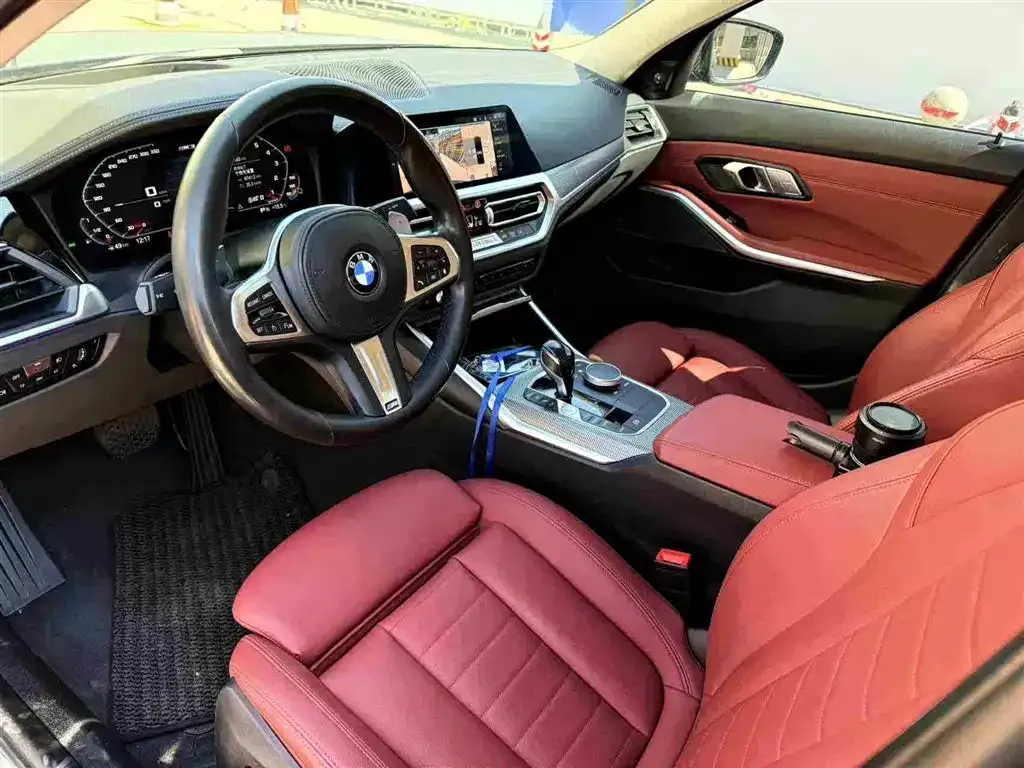 BMW 3 Series 2021 из CN, фото 9
