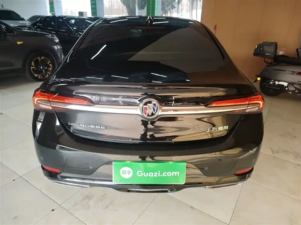 Buick LaCrosse 2023 из CN, фото 3