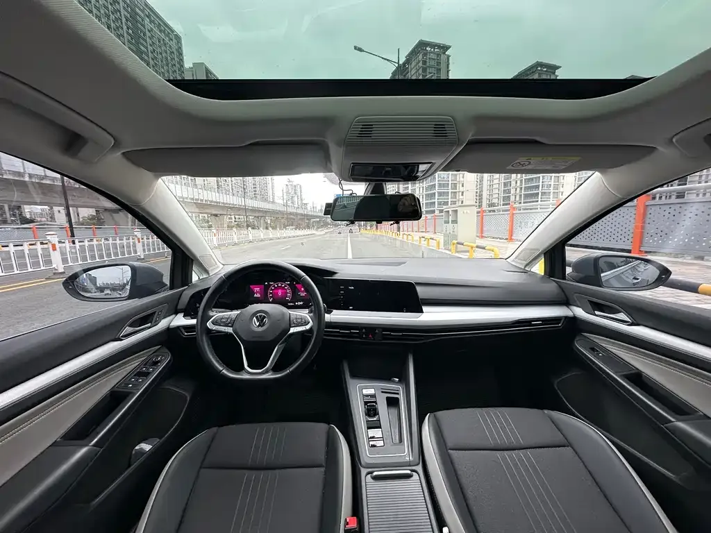 Volkswagen Golf 2021 из CN, фото 9