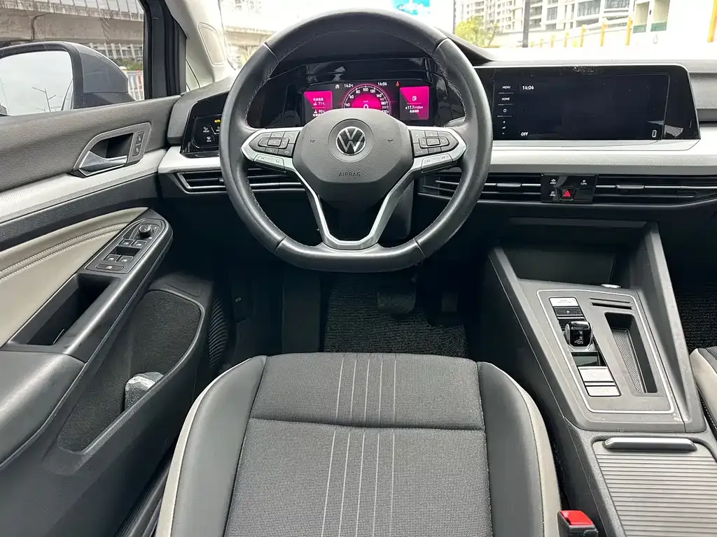 Volkswagen Golf 2021 из CN, фото 8