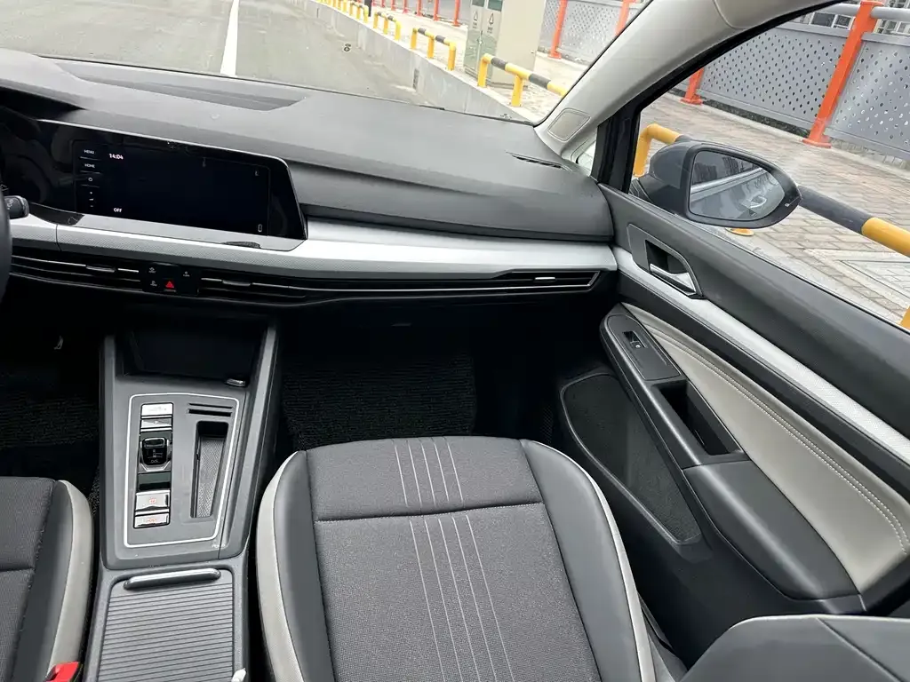 Volkswagen Golf 2021 из CN, фото 6