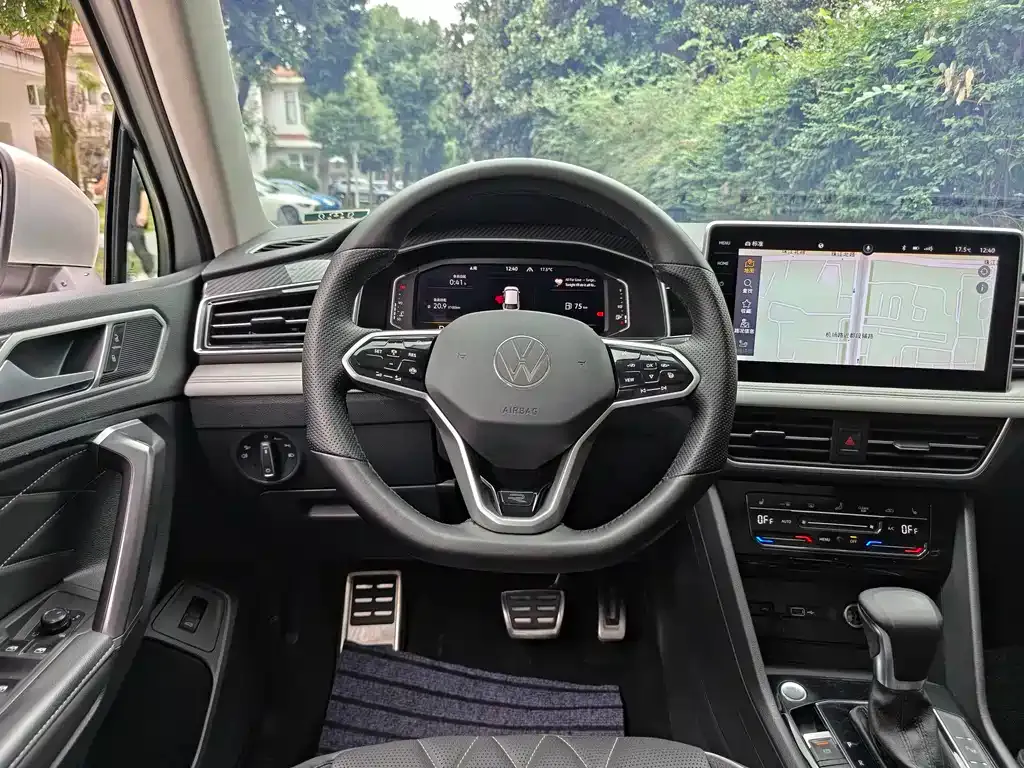 Volkswagen Tiguan L 2022 из CN, фото 9