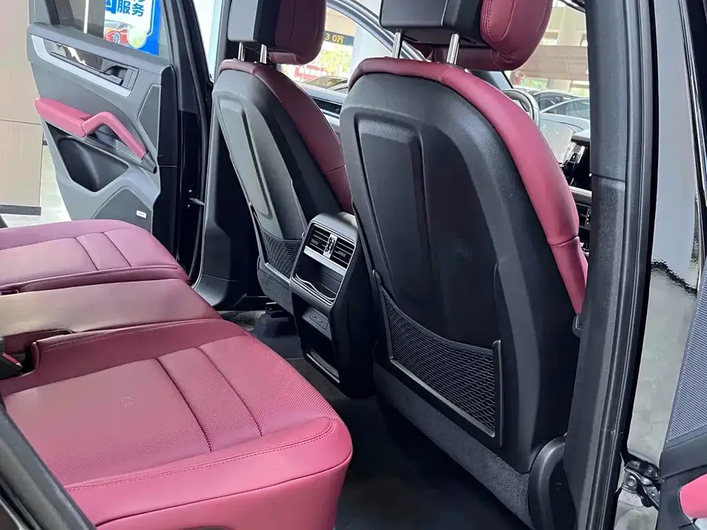 Porsche Cayenne 2023 из CN, фото 8