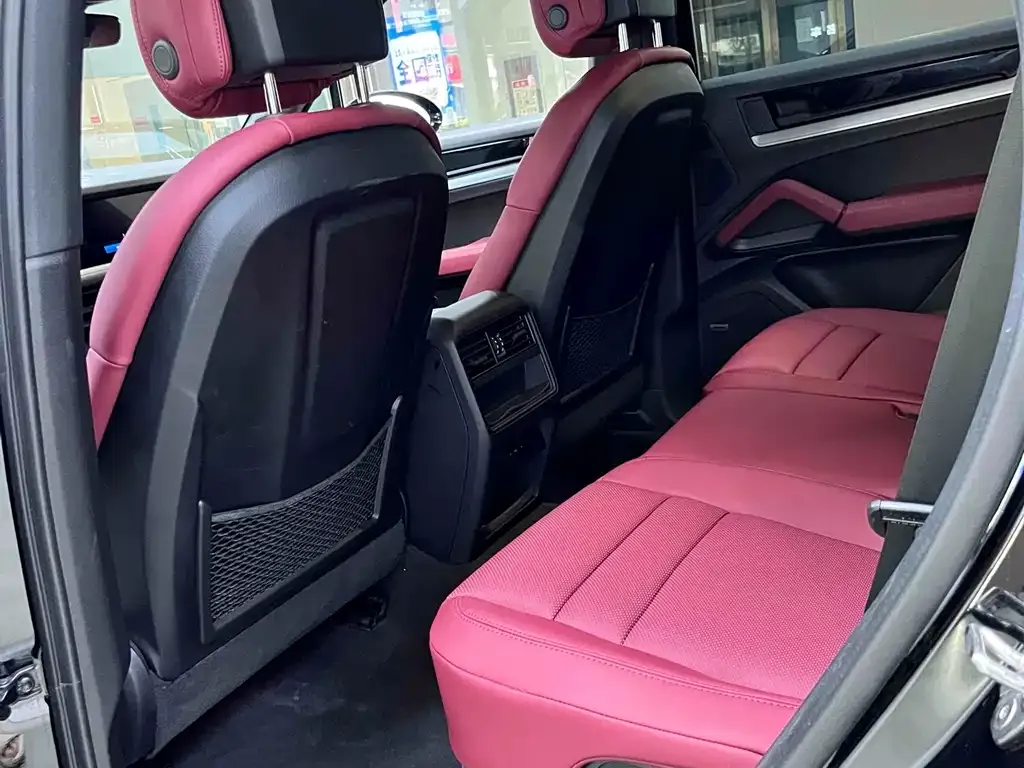 Porsche Cayenne 2023 из CN, фото 10