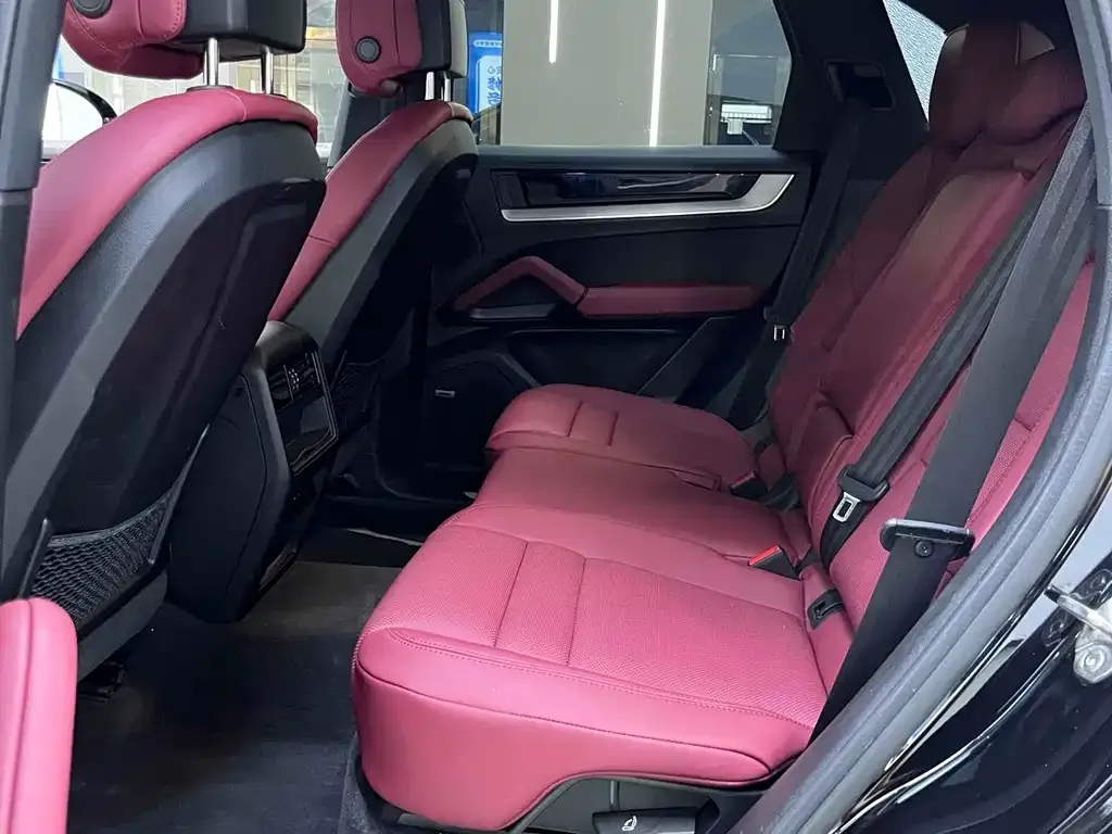 Porsche Cayenne 2023 из CN, фото 4