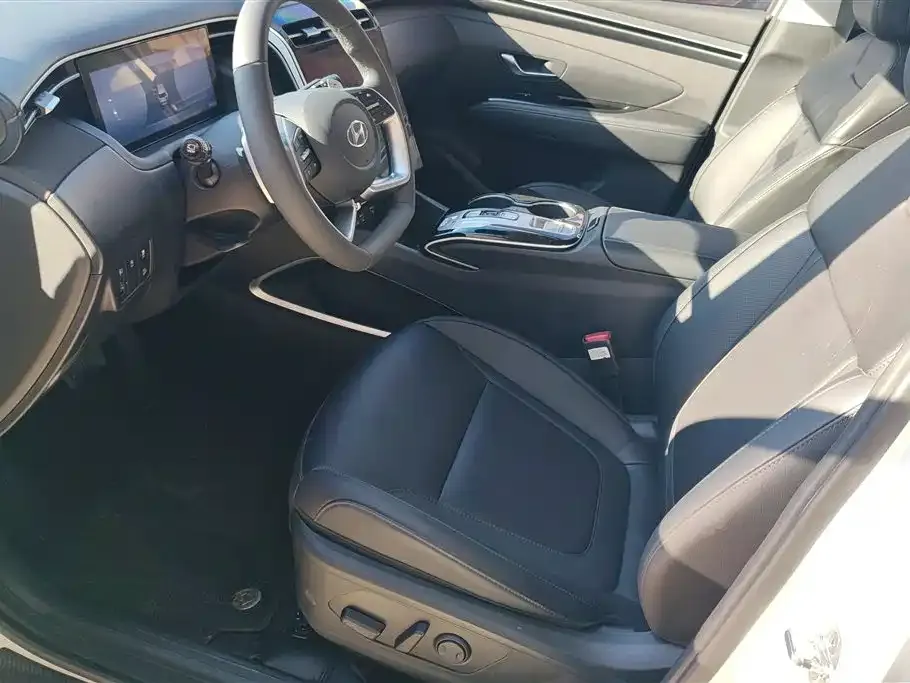 Hyundai Tucson 2022 из CN, фото 8