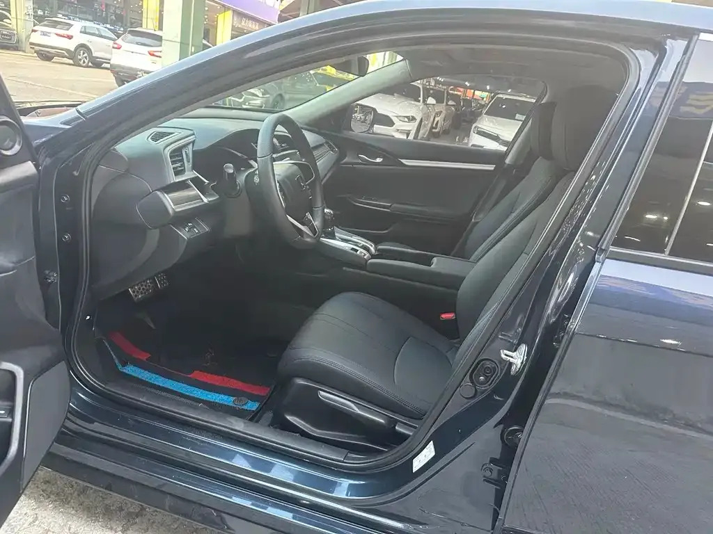 Honda Civic — фото 5