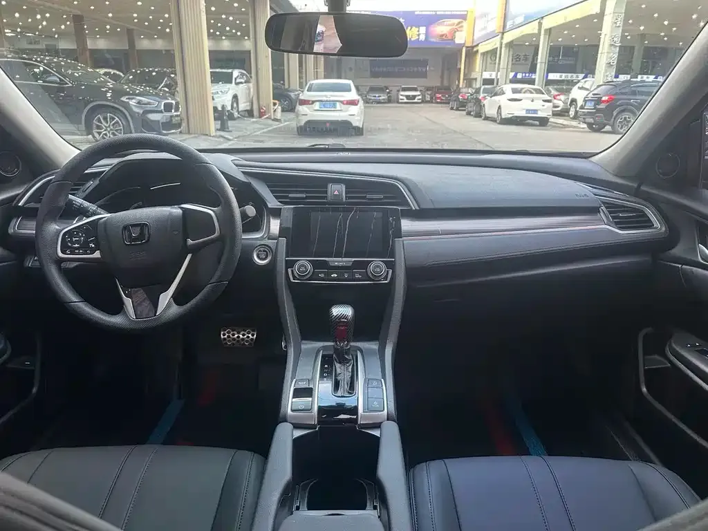 Honda Civic — фото 6