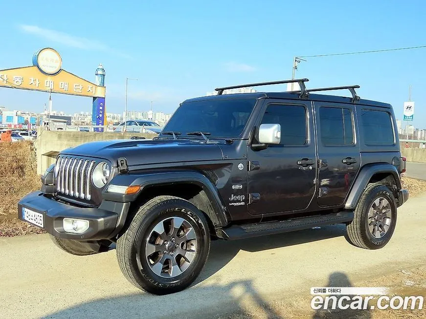 Jeep Wrangler — фото 8