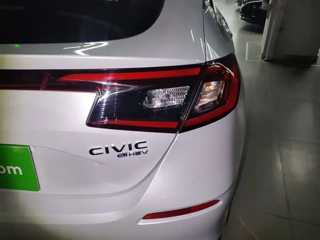 Honda Civic — фото 3