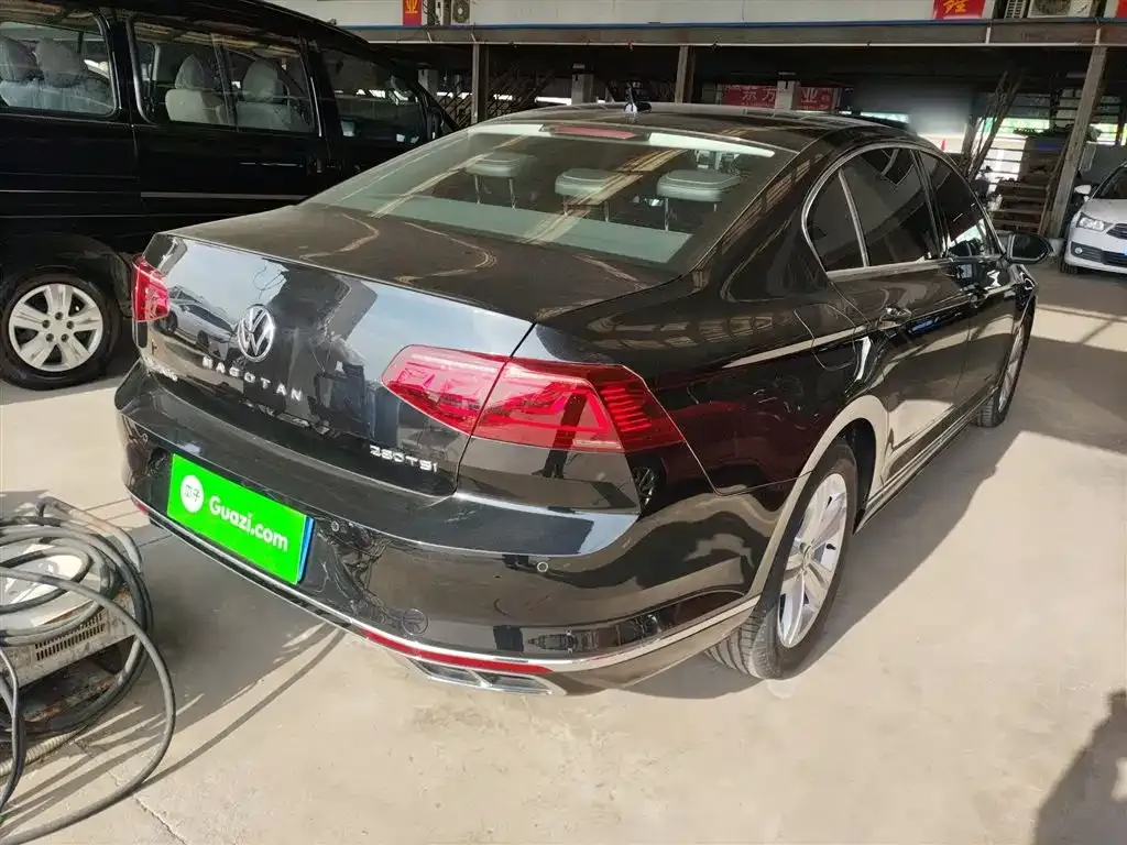Volkswagen Magotan 2025 из CN, фото 9