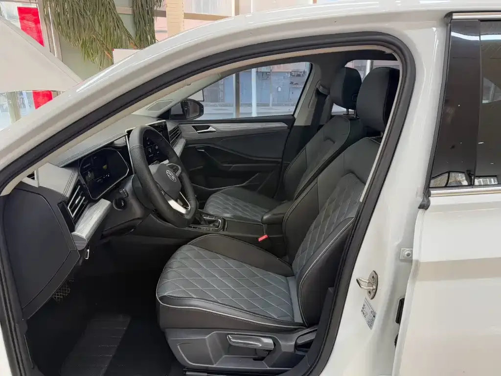 Volkswagen Sagitar 2023 из CN, фото 7