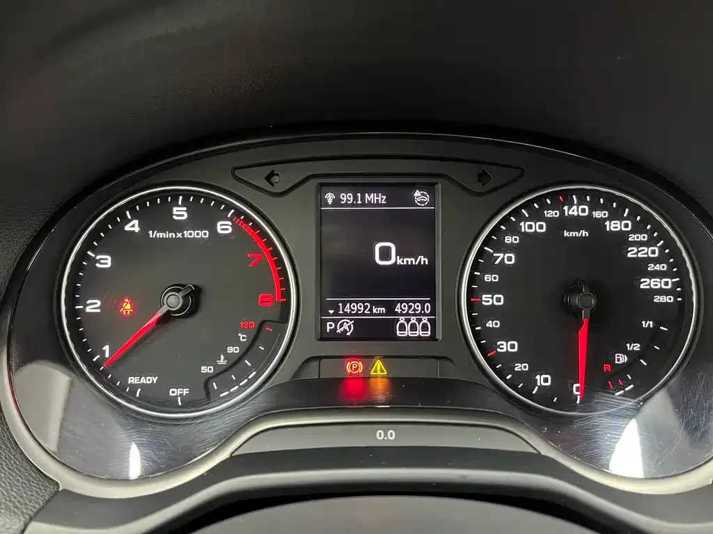Audi Q2L 2022 из CN, фото 6