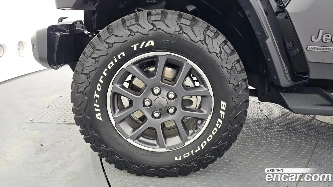 Jeep Wrangler 2021 из KR, фото 8