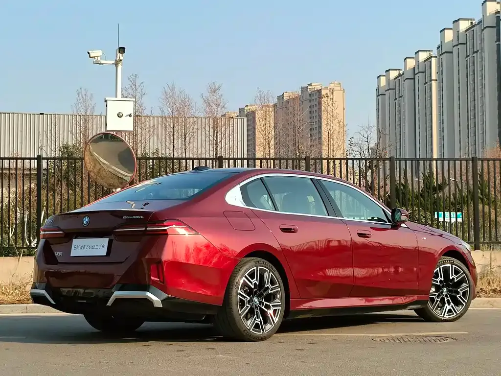 BMW i5 2024 из CN, фото 4