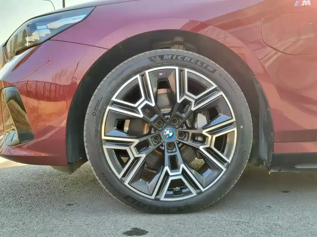 BMW i5 2024 из CN, фото 3